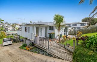 11 Zita Avenue , Gulf Harbour
