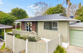 2/4 Aylmer Court, Eastern Beach