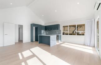 2 Tokoroa Road, Tairua