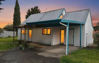 42A & 42B Balmoral Road, Tikipunga