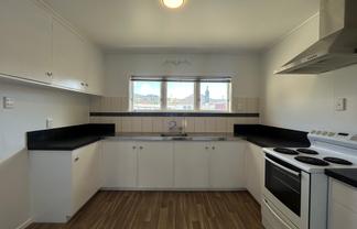 1/2 Reading Street, Wainuiomata
