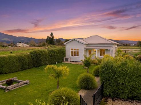 54 Green Lane, Motueka
