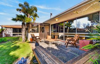 22 Gordon Road, Te Awanga