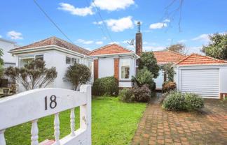 18 Queensway, Three Kings