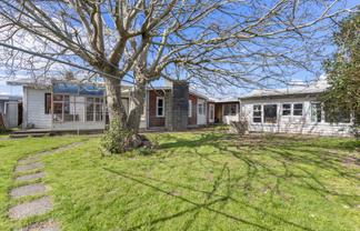 2 Taverner Street, Carterton