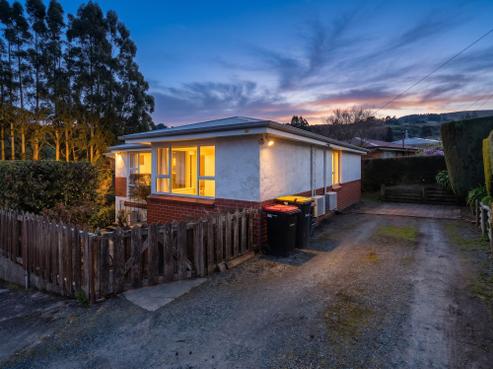 411 Pine Hill Road, Pine Hill