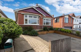 54 Law Street, CAVERSHAM