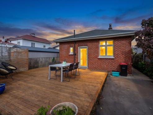 54 Law Street, Caversham