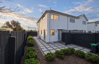 9/51 Hills Road, Edgeware