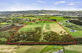 For sale 14.7ha in prime location - Drury