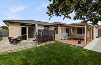 35 Squire Drive, Awatoto