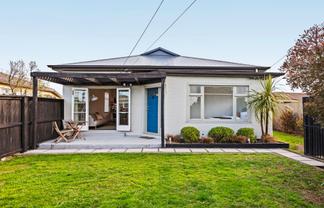 2 Wildberry Street, Woolston