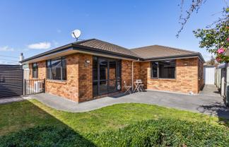 174A Maxwell Road, Redwoodtown