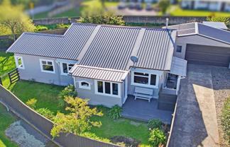 24 Clausen Street, Takaro