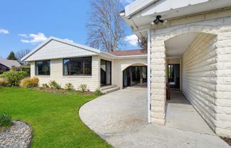 6 Koa Street, Gore