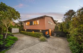 39 Arran Road, Browns Bay