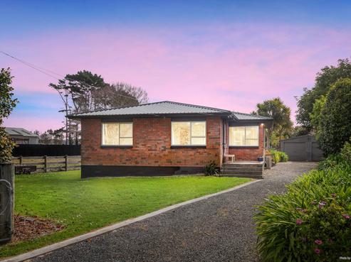 2633 Awhitu Road, Awhitu