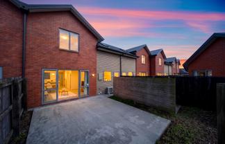 14/190 Lincoln Road, Addington