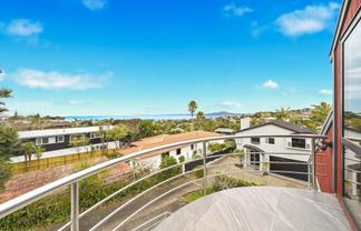 9 Aberdeen Road, Castor Bay