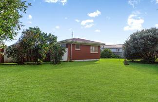 42 Landscape Road, Papatoetoe
