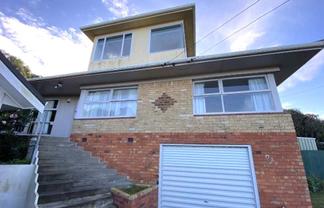 9A Warren Avenue, Three Kings