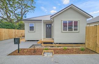 9/5 Westminster Road, Wainuiomata
