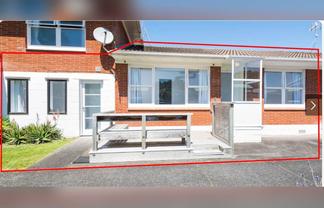 2/774 Beach Road, Browns Bay