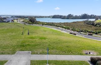 13 Orawahi Road, Glenbrook