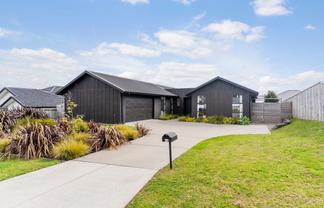 15 Keshvara Road, Beachlands