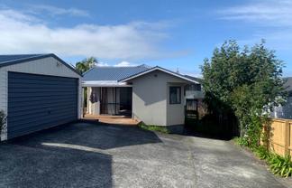2/250 Wairau Road, Glenfield