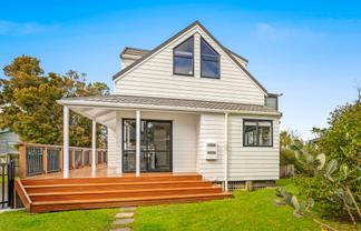 32 Castaway Place, Gulf Harbour