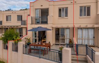 8/12 Grey Ave, Tairua