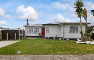 11 Vogel Street, Levin