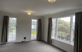 121 Holborn Drive, Stokes Valley