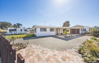 9 Chrystall Street, Foxton Beach