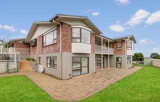 108 Cape Hill Road, Pukekohe