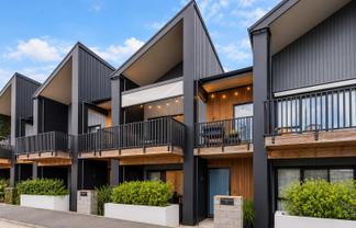 91 Bomb Point Drive, Hobsonville