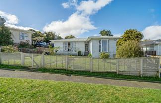 5 Cypress Drive, Maungaraki
