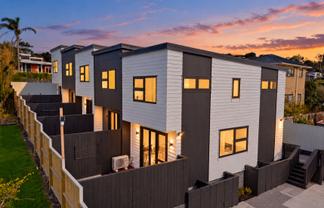 3/137 Moore Street, Hillcrest