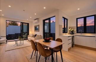 7/137 Moore Street, Hillcrest