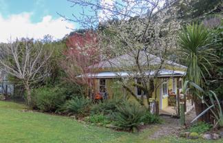 25 Andersen Street, Reefton