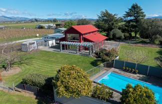 519 Old Renwick Road, Springlands