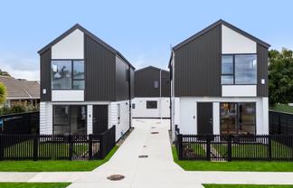 25 Swan Crescent, Pakuranga
