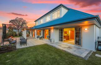 12 Springswood Grove, Springlands