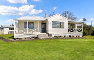 391 Kahikatea Drive, Dinsdale