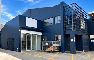 Ferry Road Exposure | Versatile Space