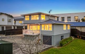 1/103 Bond Crescent, Forrest Hill