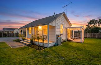 94 Jellicoe Street, Martinborough