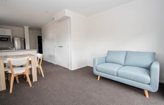 8/17 Lyon Street, Frankton