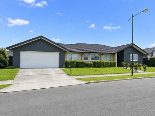 14 Drower Glen, Flagstaff